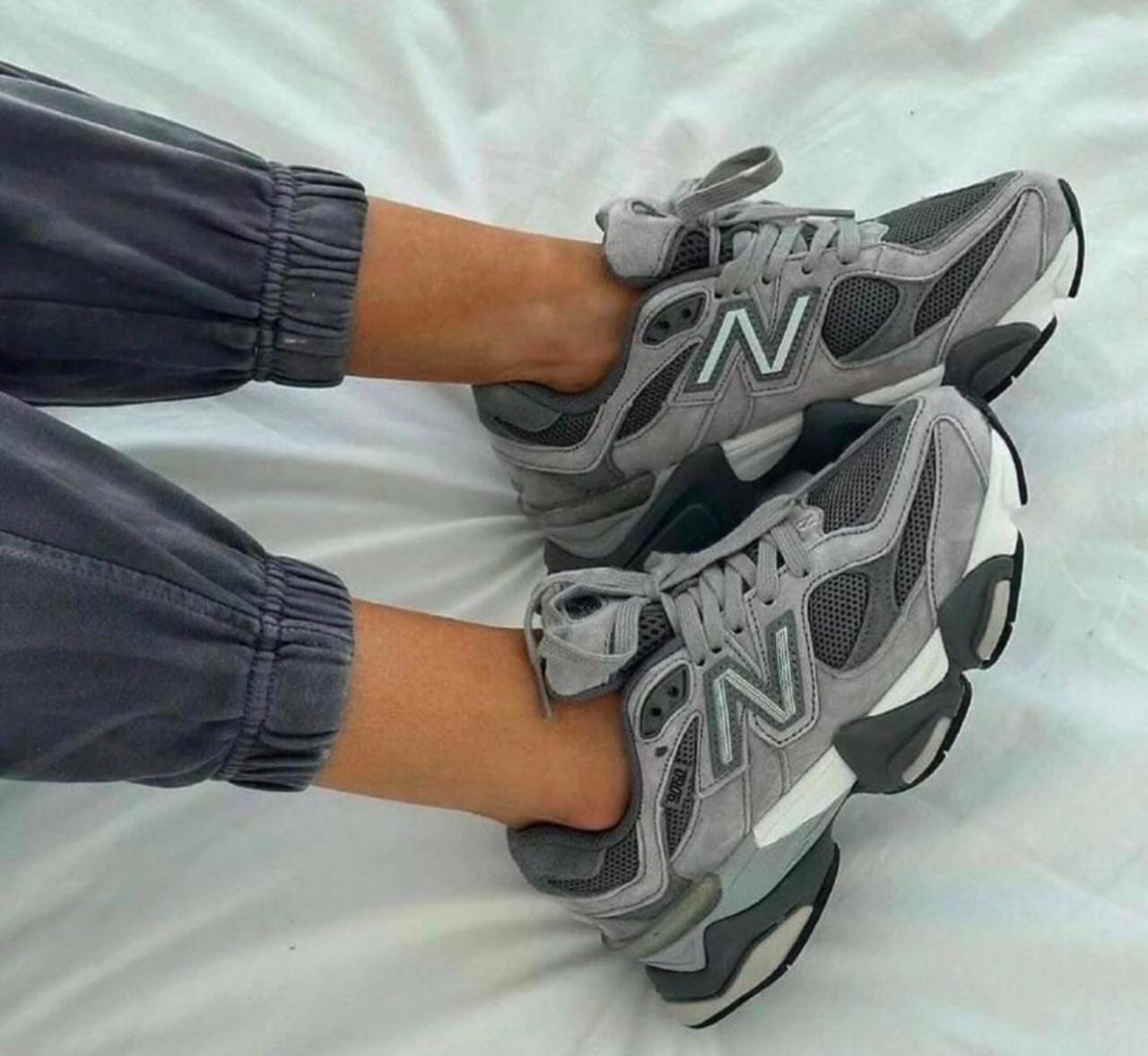 New Balance 9060 – Rain Cloud / Castlerock / Grey
