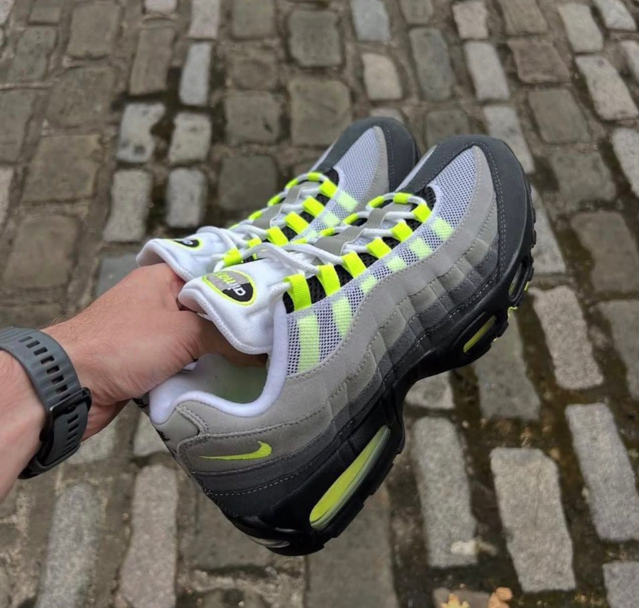 Nike Air Max 95 — Grey / White / Volt