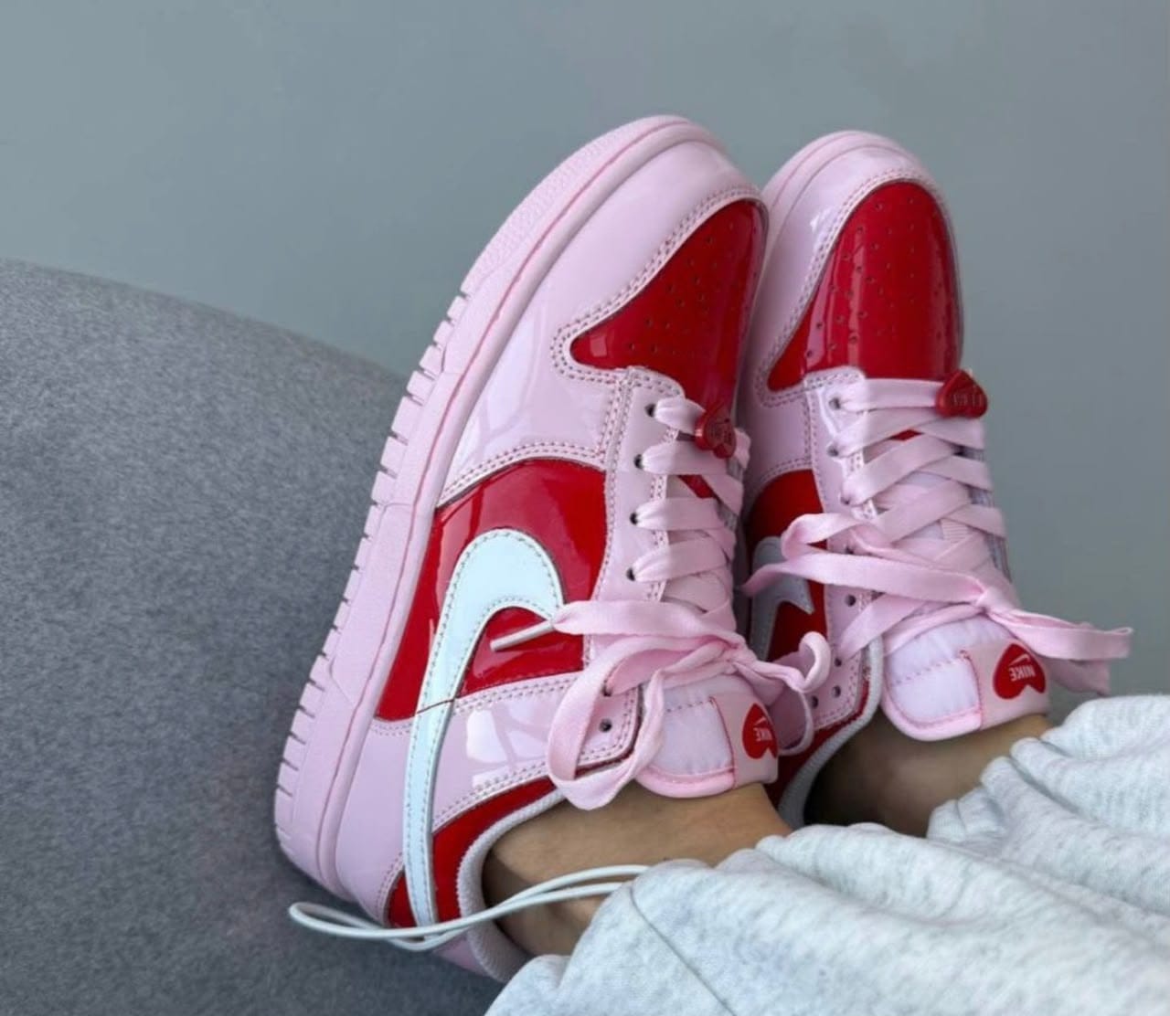 Nike Dunk Low SE – Valentine's Day (Pink/Red Patent Leather)