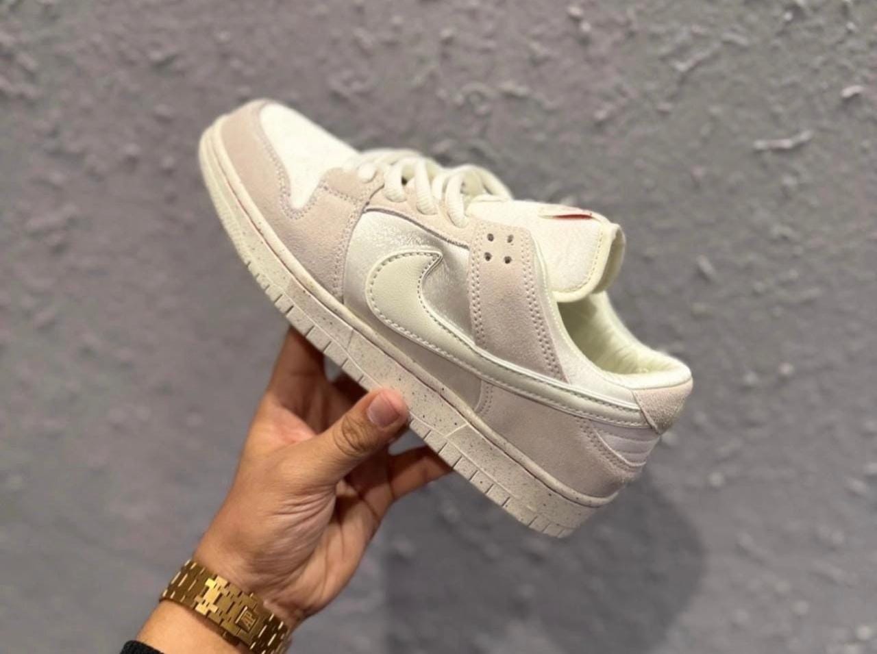Nike Dunk Low – Sail/Light Bone