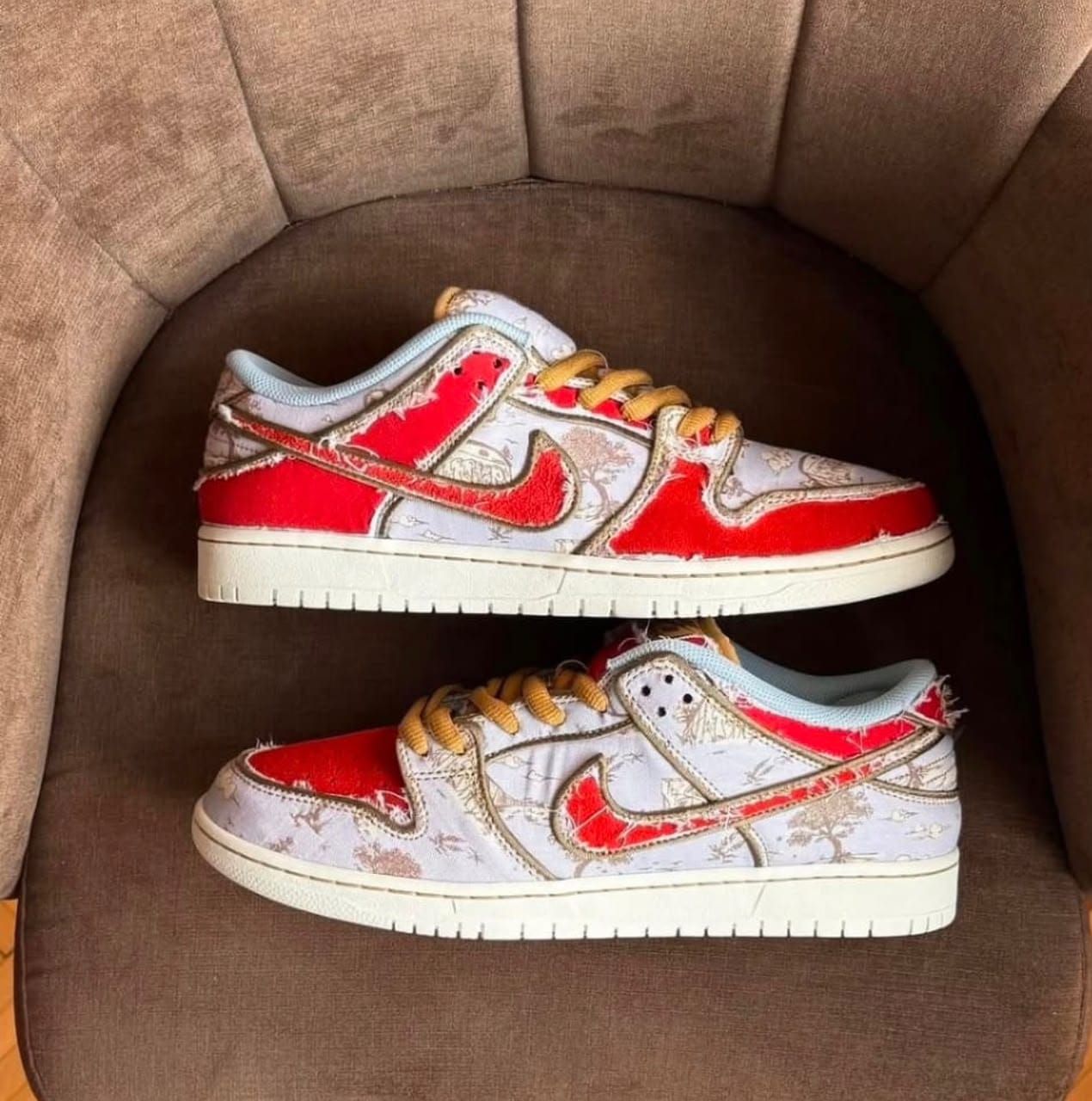 Nike Dunk Low – Red/White Floral