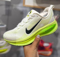 Nike Vomero Plus