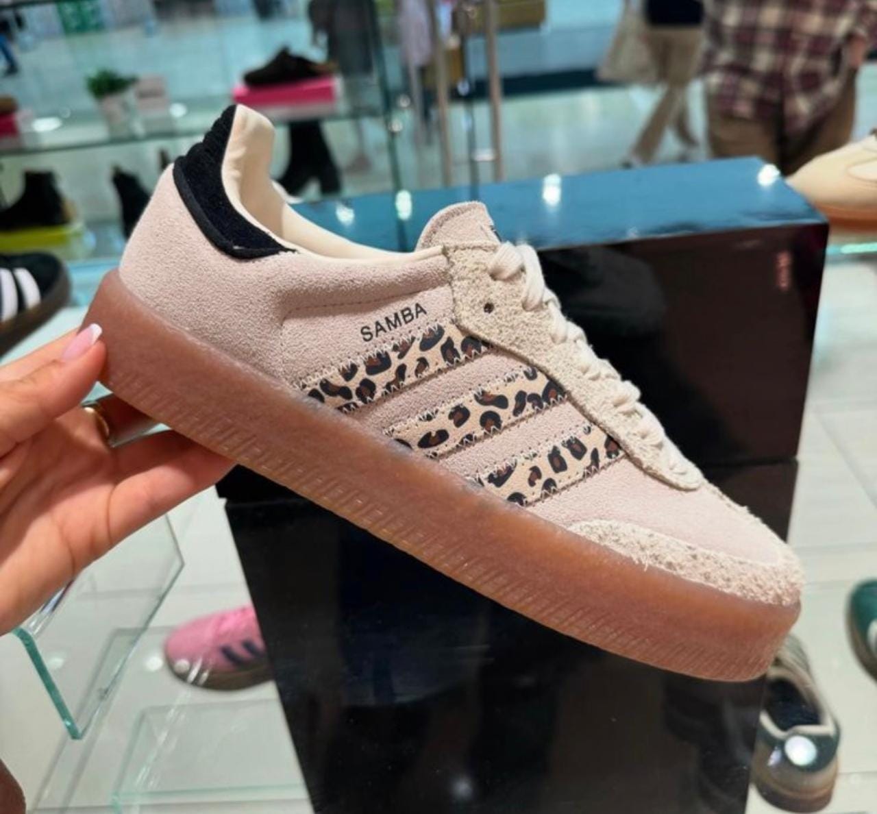 Adidas Samba XLG – Wonder White / Leopard Print / Gum