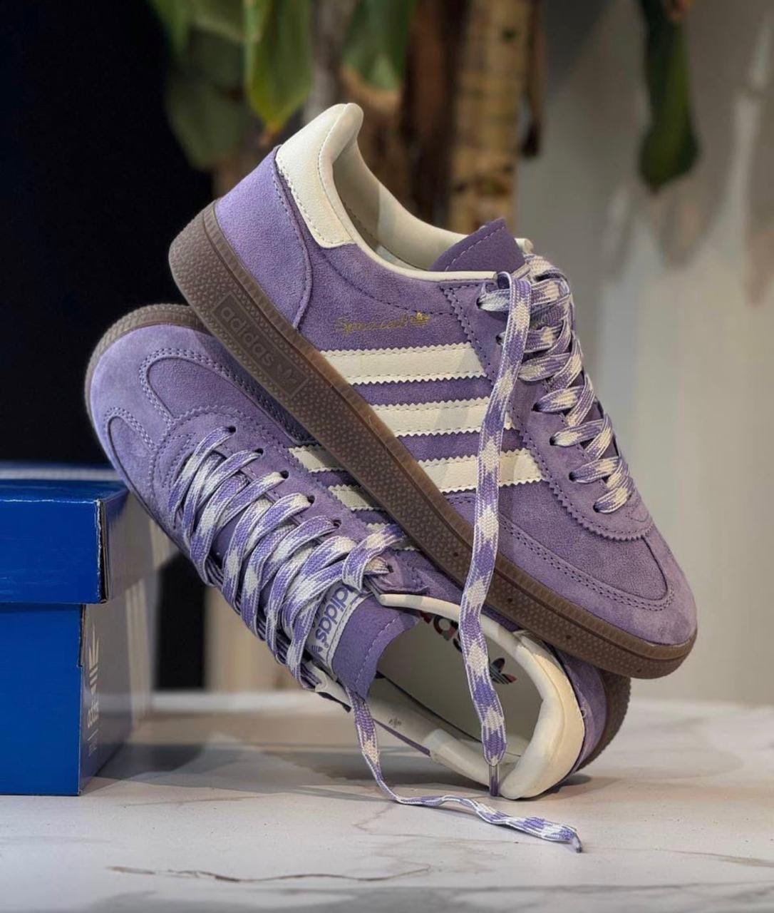 Adidas Handball Spezial – Light Purple / Cloud White / Dark Gum (Lavender/Purple suede colourway)
