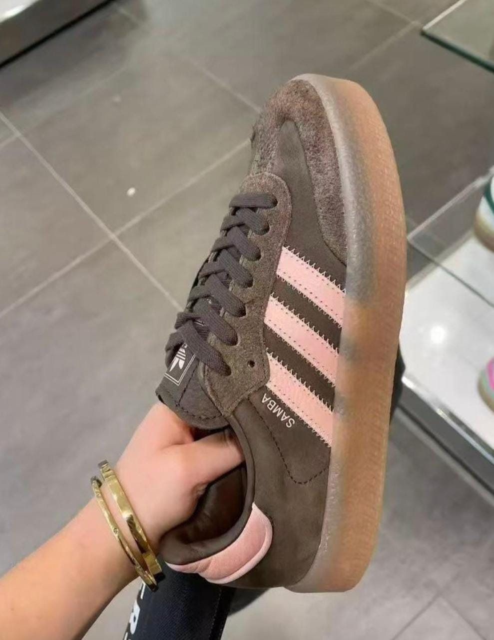 Adidas Samba OG – Dark Brown / Pink / Gum