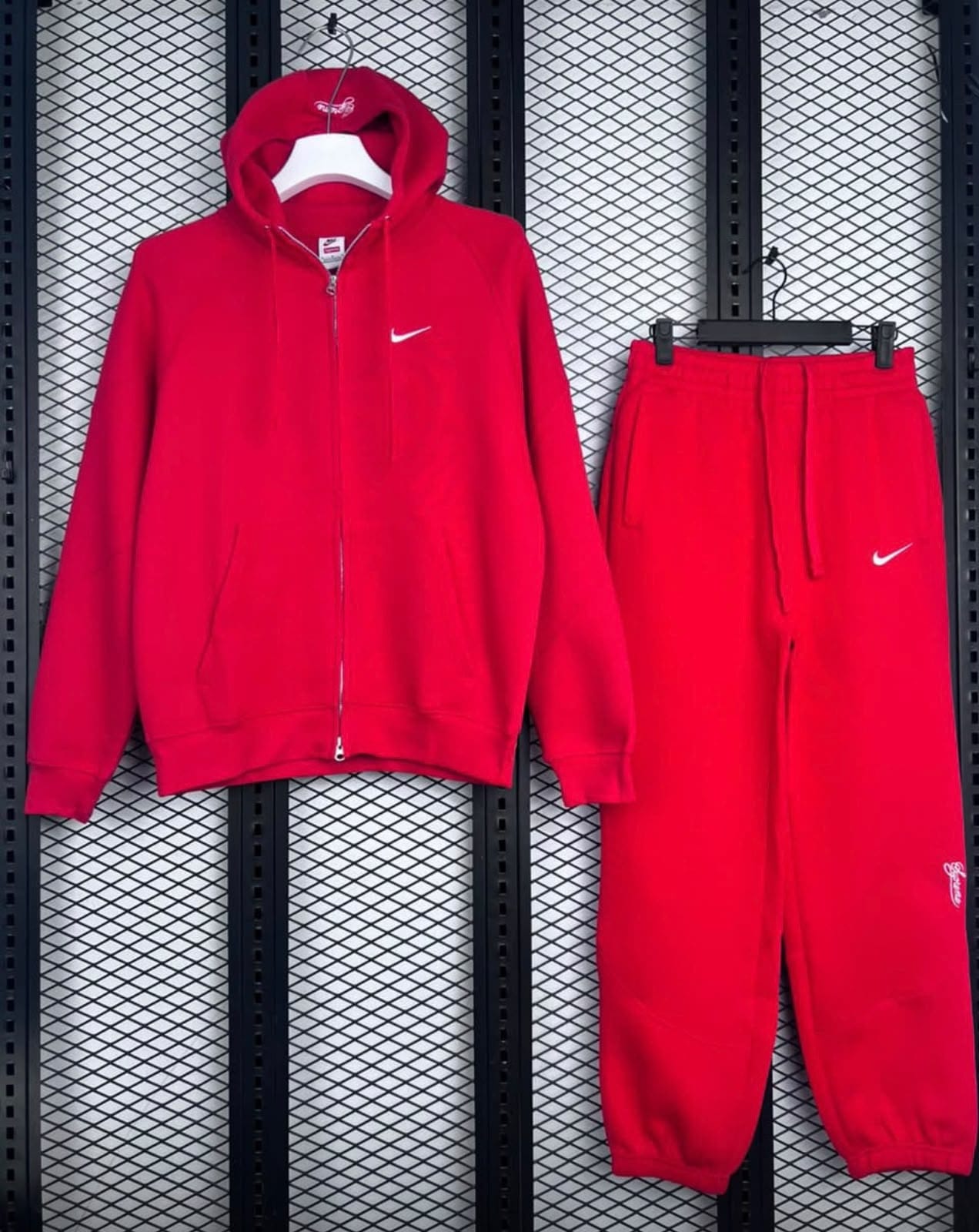 Nike Sportswear Club Fleece Tracksuit – University Red