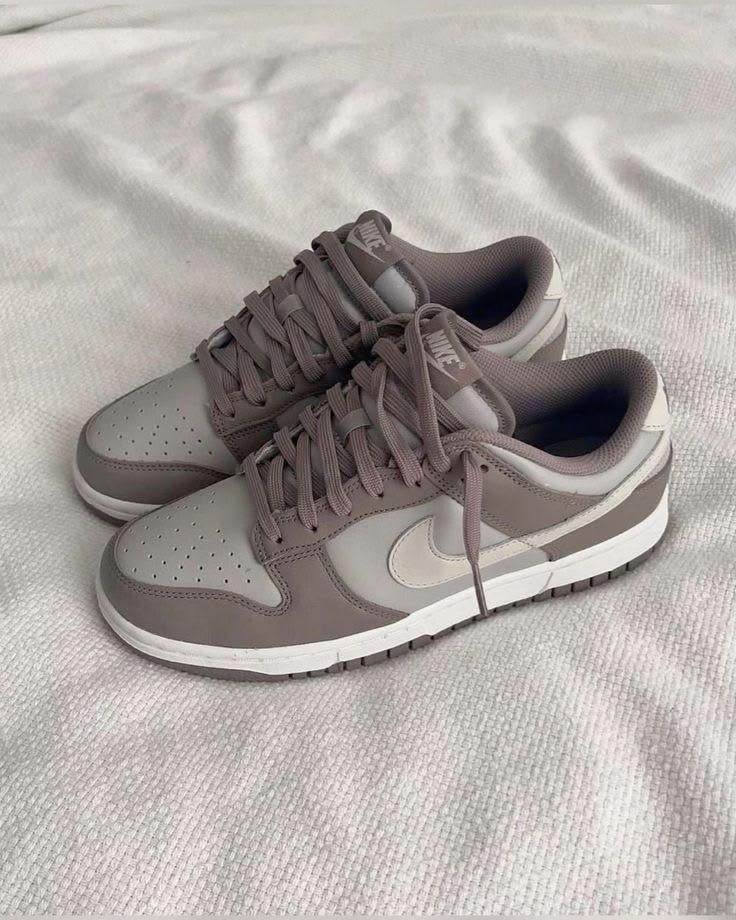 Nike Dunk Low – Moon Fossil