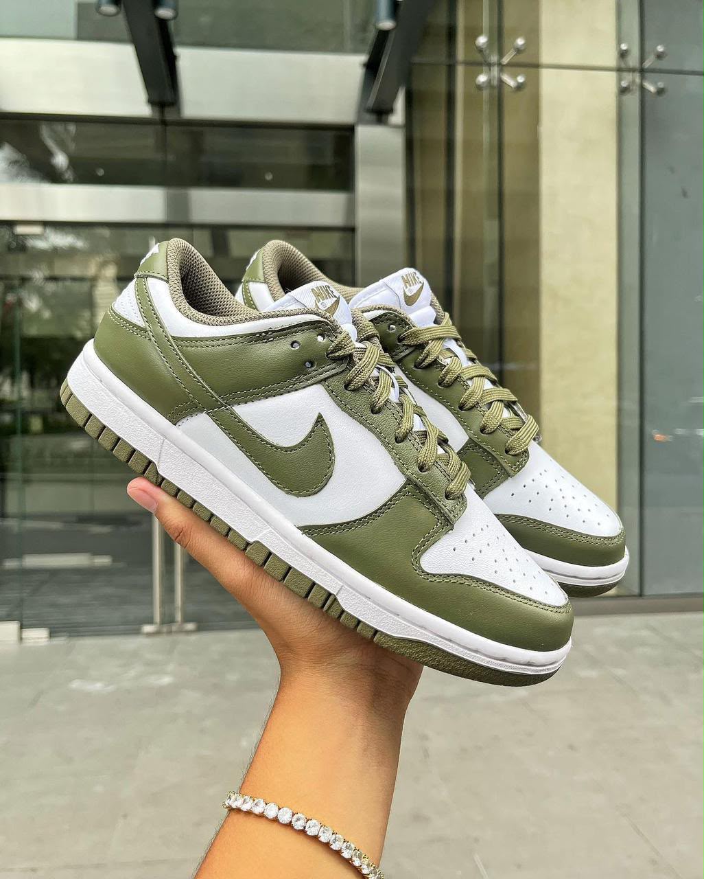Nike Dunk Low – Medium Olive
