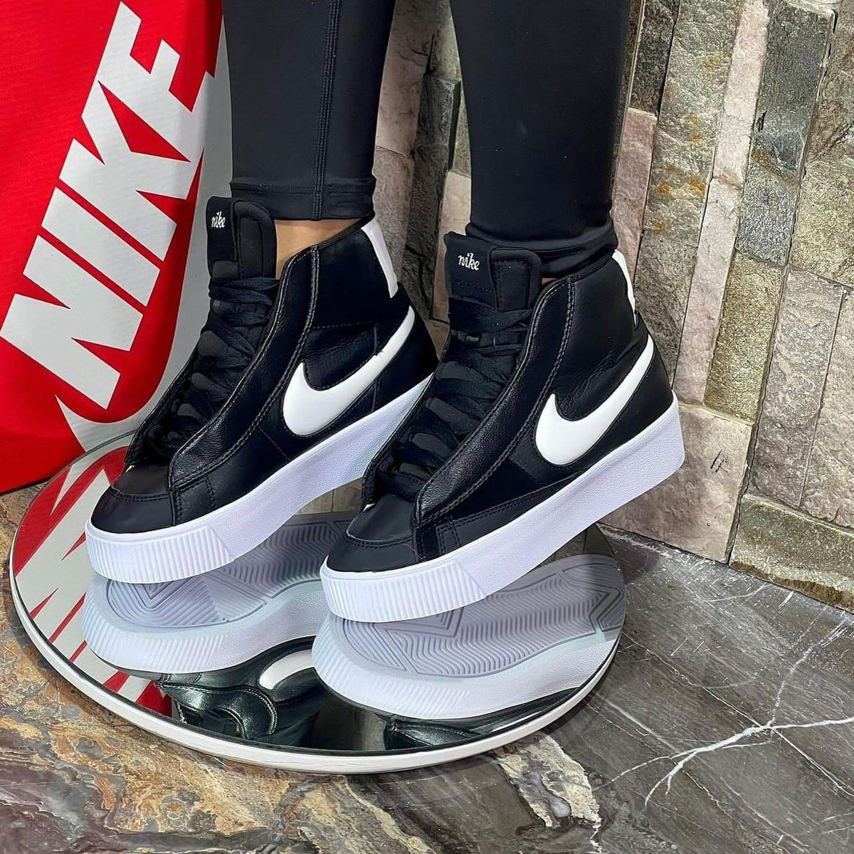 Nike Blazer Mid Victory Women's 'Black Off-Noir' – White/Black