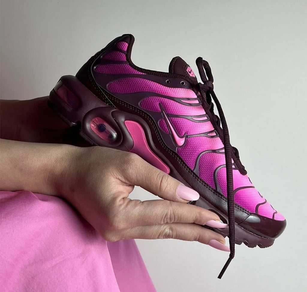 Nike Air Max Plus Women's 'Cactus Flower' – Burgundy Crush/Pink Spell