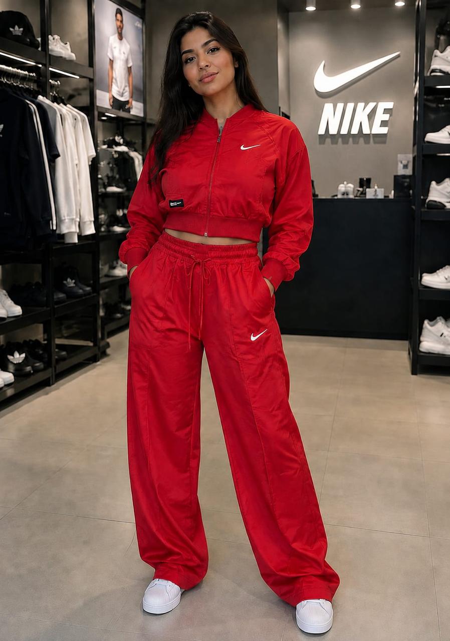 Nike Sportswear Women's Woven Tracksuit Set – University Red (Cropped Full-Zip Jacket & Wide-Leg Pants)