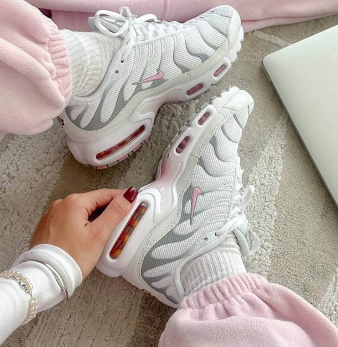 Nike Women's Air Max Plus TN 'Pink Rise' – Summit White/Metallic Silver